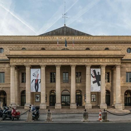 Love Nest In Saint-Michel باريس المظهر الخارجي الصورة