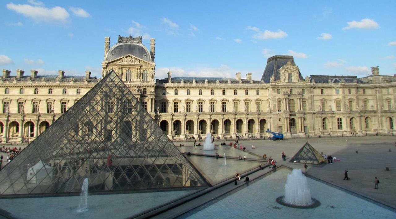 Love Nest In Saint-Michel باريس المظهر الخارجي الصورة